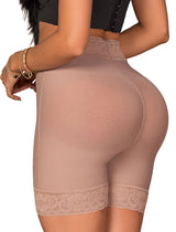 Panty cintura alta media pierna con control de abdomen bajo y realce natural de glúteos. Incluye transformación textil, sin costuras frontales ni traseras color cocoa